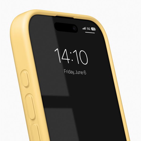 iDeal of Sweden Coque Silicone Apple iPhone 15 Pro - Soft Lemon