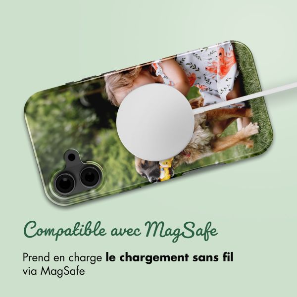 Concevez votre propre coque Tough avec MagSafe Apple iPhone 16 - Blanc