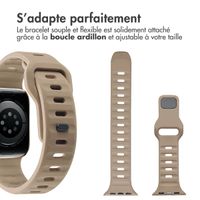 imoshion Bracelet Active Sport en silicone Apple Watch | 44/45/46/49 mm - Marron