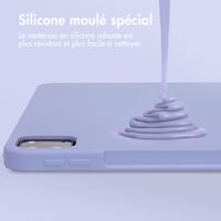 Accezz Coque Liquid Silicone avec porte-stylet Apple iPad Pro 12.9 (2020/2021/2022) - Lila