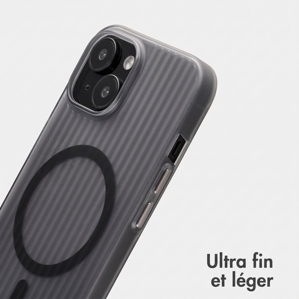 Accezz Coque arrière Lite avec MagSafe | Fluted | Apple iPhone 15 - Gris