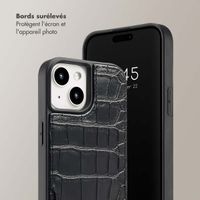 Selencia Coque de télephone Nova Croco avec cordon et porte-cartes Apple iPhone 15 - Noir
