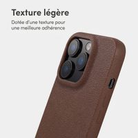 imoshion Coque arrière Texture Apple iPhone 14 Pro - Marron foncé