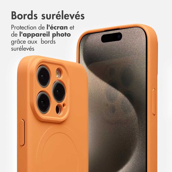 imoshion Coque Couleur avec MagSafe Apple iPhone 15 Pro - Orange