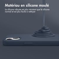 Accezz Coque Liquid Silicone avec MagSafe Apple iPhone 13 Pro - Bleu foncé