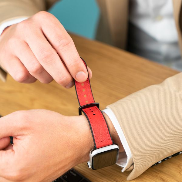 imoshion Bracelet en cuir véritable Apple Watch | 38/40/41/42 mm - Rouge