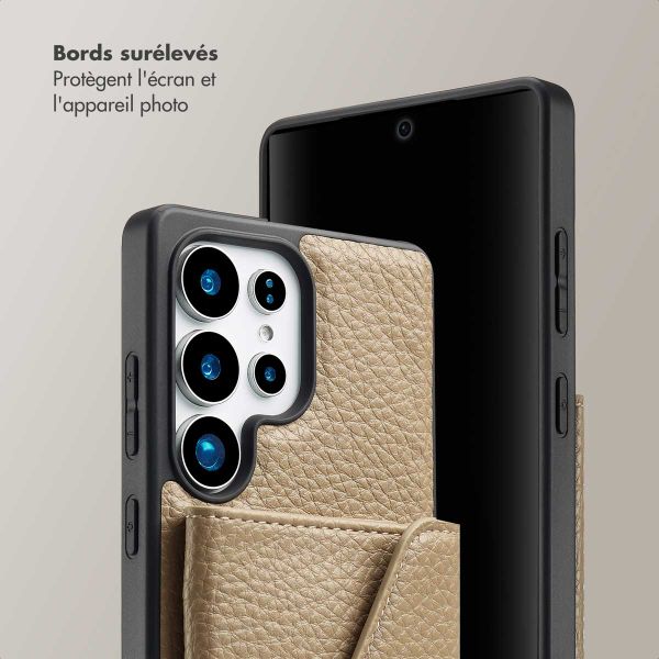 Selencia Coque de télephone Sera avec cordon et porte-cartes enveloppe Samsung Galaxy S25 Ultra - Taupe