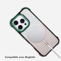Selencia Coque arrière MagSafe Gradient Apple iPhone 16 Pro - Vert / Brun