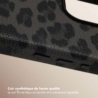 Selencia Coque Sabi imprimé panthère avec MagSafe Apple iPhone 15 Pro Max - Midnight Black