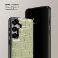 Selencia Coque de télephone Nova Croco avec cordon et porte-cartes Samsung Galaxy S24 - Sage Green