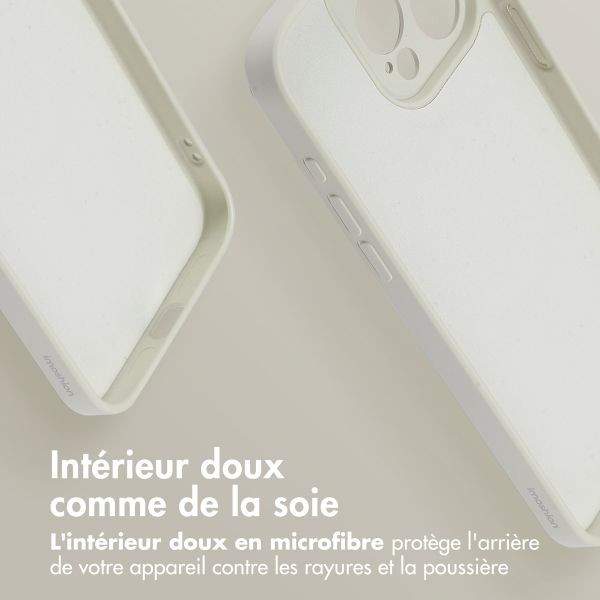imoshion Coque Couleur avec MagSafe Apple iPhone 15 Pro Max - Beige