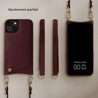 Selencia Coque de télephone Nova avec cordon et porte-cartes Apple iPhone 14 / 13 - Bold Burgundy