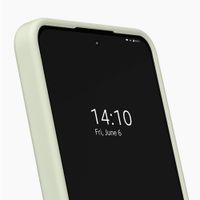 iDeal of Sweden Coque en silicone avec MagSafe Samsung Galaxy A37 (5G) - Sage Green
