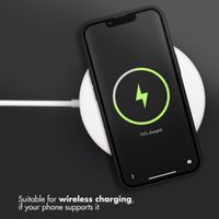 Accezz Coque Liquid Silicone Apple iPhone 13 Pro - Noir