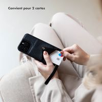 Selencia Coque de télephone Nova avec cordon et porte-cartes Apple iPhone 17e / 16e - Noir