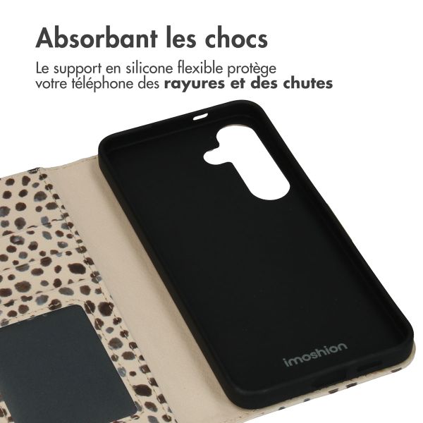 imoshion Étui de télephone portefeuille Design Samsung Galaxy S24 Plus - Black And White Dots