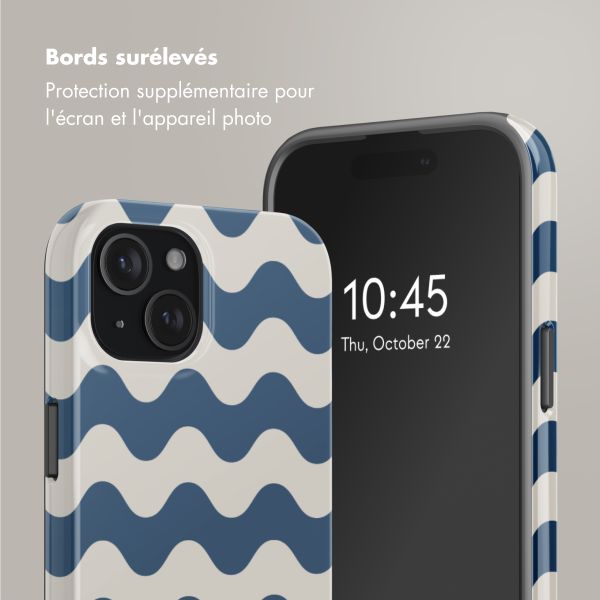 Selencia Coque arrière Vivid avec MagSafe Apple iPhone 15 - Wave Vibes Classic Blue