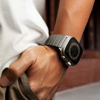 Uniq Bracelet Strova Steel Link Apple Watch | 44/45/46/49 mm - Sterling