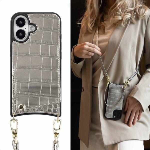 Selencia Coque de télephone Nova Croco avec cordon et porte-cartes Apple iPhone 16 - Argent