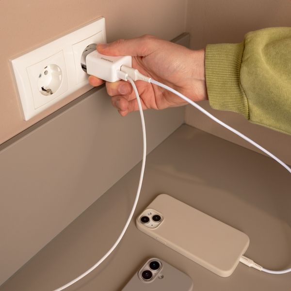 imoshion Wall Charger - Chargeur - Connexion USB-C et USB - Power Delivery - 20 Watt - Blanc