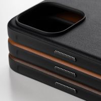 Nomad Coque Modern Leather avec MagSafe Apple iPhone 15 Pro - Noir