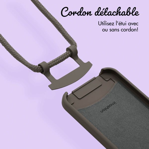 Coque Color MagSafe avec cordon amovible et photo et/ou texte personnalisés Apple iPhone 12 (Pro) - Petit cœur orné