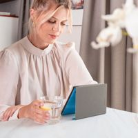 imoshion Étui de liseuse portefeuille Slim Hard Kobo Libra Colour - Bleu clair