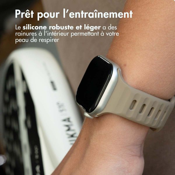 imoshion Bracelet Active Sport en silicone Apple Watch | 44/45/46/49 mm - Marron