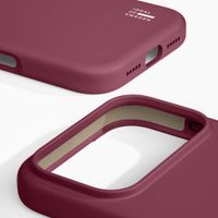 iDeal of Sweden Coque en silicone avec MagSafe Apple iPhone 18 Pro / 17 Pro - Fine Wine