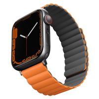 Uniq Bracelet Revix réversible Apple Watch | 44/45/46/49 mm - Charcoal (Grey/Orange)
