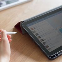 Uniq Étui Transforma Apple iPad 11 (2025) 11 pouces A16 / iPad 10 (2022) 10.9 pouces - Noir