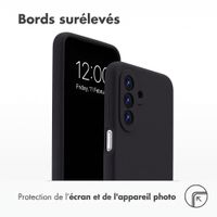 Accezz Coque Liquid Silicone Samsung Galaxy A18 (4G) - Noir