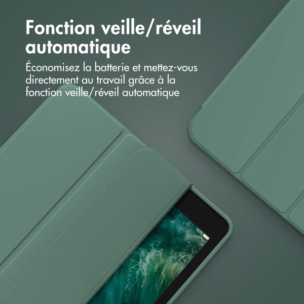 Accezz Coque tablette portefeuille Smart Silicone Apple iPad 9 (2021) 10.2 pouces / iPad 8 (2020) 10.2 pouces / iPad 7 (2019) 10.2 pouces - Vert foncé