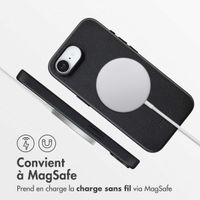 Accezz Coque arrière en cuir avec MagSafe Apple iPhone 17e / 16e - Onyx Black