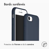 Accezz Coque Liquid Silicone Apple iPhone SE (2022 / 2020) / 8 / 7 - Bleu foncé