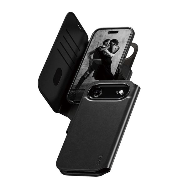 CARE by PanzerGlass Étui de télephone portefeuille Tango 2 en 1 avec MagSafe Apple iPhone Air - Black