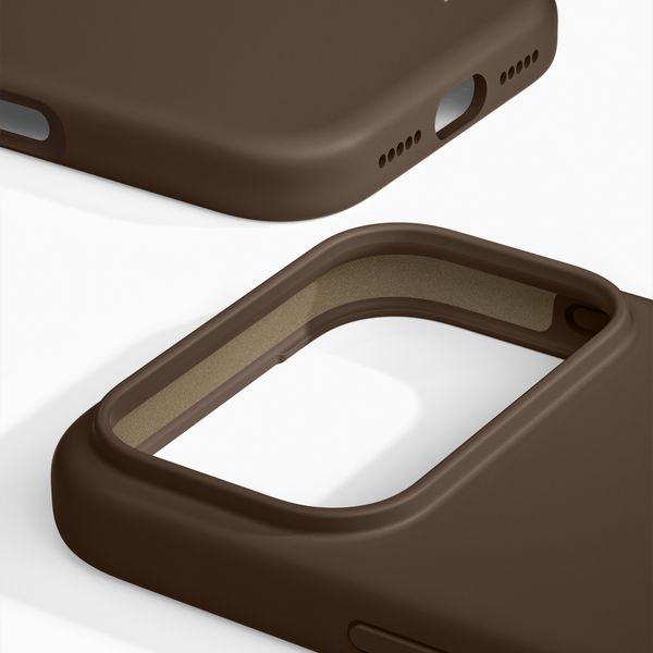 iDeal of Sweden Coque en silicone avec MagSafe Apple iPhone 18 Pro Max / 17 Pro Max - Mocha Mousse