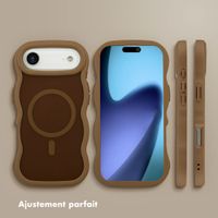 Selencia Coque arrière Wavy avec MagSafe Apple iPhone Air - Mocha Brown