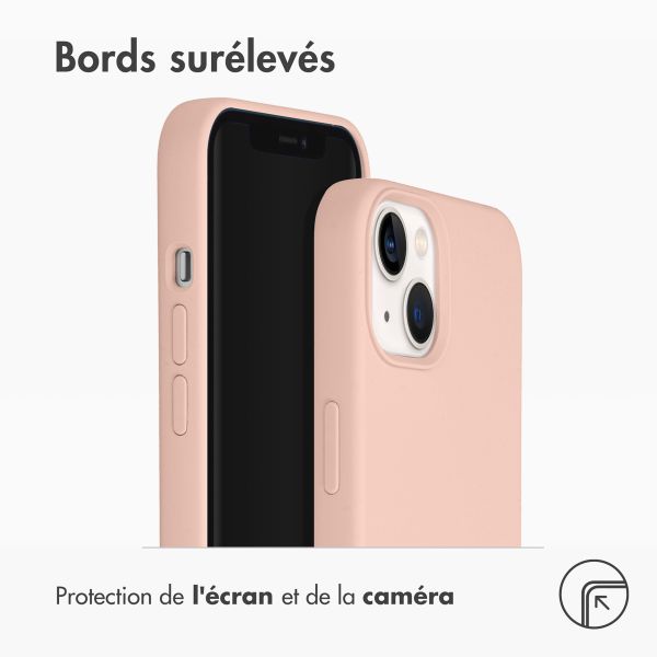 Accezz Coque Liquid Silicone avec MagSafe Apple iPhone 14 / 13 - Rose