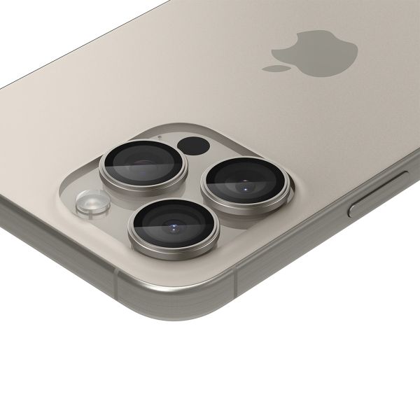 Spigen Optik Pro EZ Fit Lens Protector - Protection d'objectif de caméra (lot de 2) Apple iPhone 16 Pro (Max) / 15 Pro (Max) - Natural Titanium