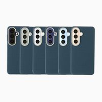 Accezz Coque arrière Mesh avec MagSafe Samsung Galaxy S26 - Bleu foncé