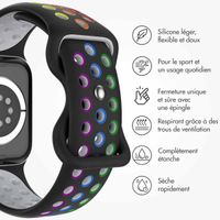 imoshion Bracelet Sport⁺ en silicone Apple Watch | 44/45/46/49 mm - Taille S/M - Black Rainbow