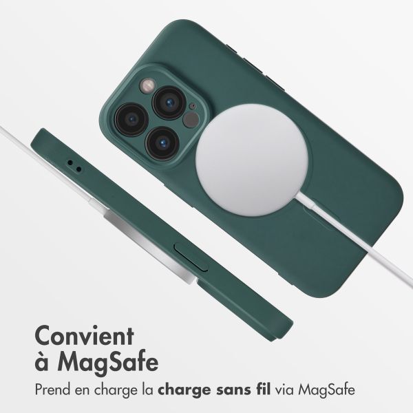 imoshion Coque Couleur avec MagSafe Apple iPhone 15 Pro - Vert foncé