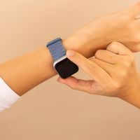 imoshion Bracelet en nylon Apple Watch | 38/40/41/42 mm - Marine Blue
