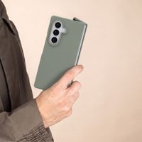 Accezz Coque Liquid Silicone avec MagSafe Samsung Galaxy Z Fold 8 Ultra - Cooper Green