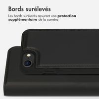 Accezz Premium Leather 2 in 1 Wallet Bookcase Apple iPhone SE (2022 / 2020) / 8 / 7 / 6(s) - Noir