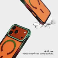 Selencia Coque arrière MagSafe Gradient Apple iPhone 17 Pro - Vert / Brun