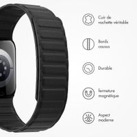 Accezz Bracelet en cuir véritable magnétique Apple Watch | 38/40/41/42 mm - Noir