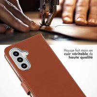 Selencia Étui portefeuille en cuir véritable Samsung Galaxy A26 - Marron clair