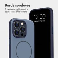 imoshion Coque arrière Color avec Thin MagSafe Ring Apple iPhone 15 Pro - Bleu foncé